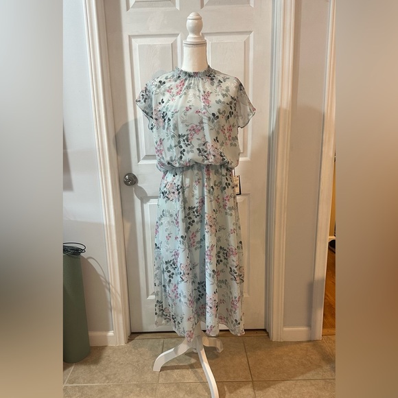 Adrianna Papell Short Printed Chiffon Dress Size 14 NWT Mint Multi Floral Spring - Picture 6 of 16